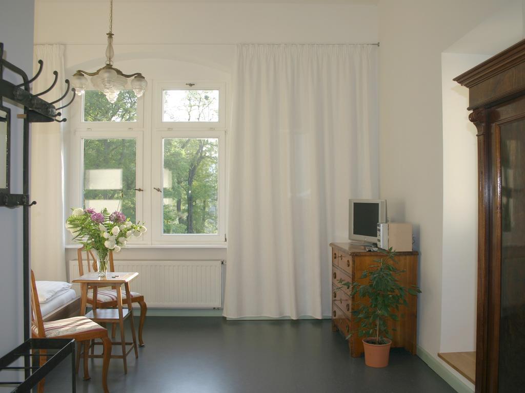 Therese-Malten-Villa Dresden Bilik gambar